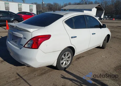 2013 Nissan Versa 1.6 Sl from USA, damaged, VIN 3N1CN7AP3DL835573